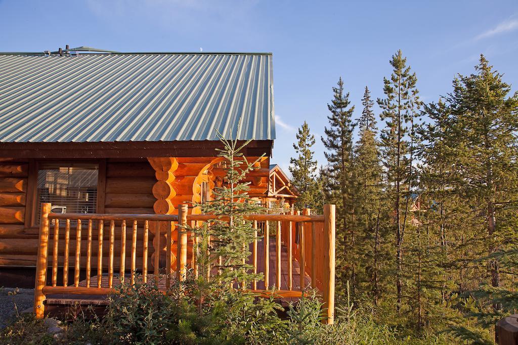 Lac Le Jeune Wilderness Resort Kamloops Bagian luar foto