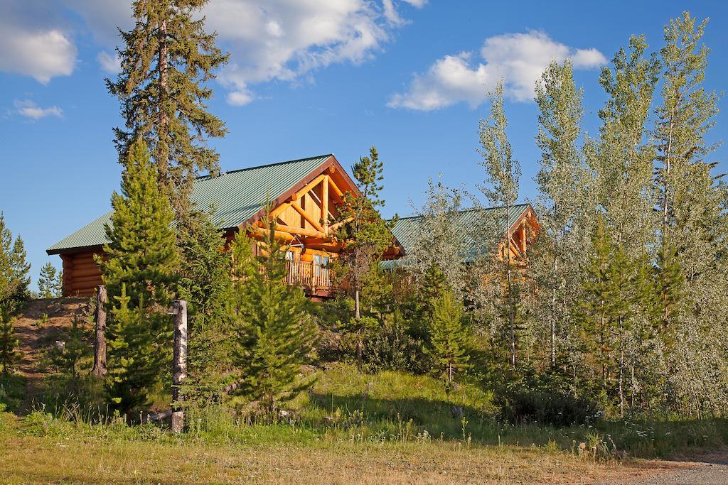 Lac Le Jeune Wilderness Resort Kamloops Bagian luar foto
