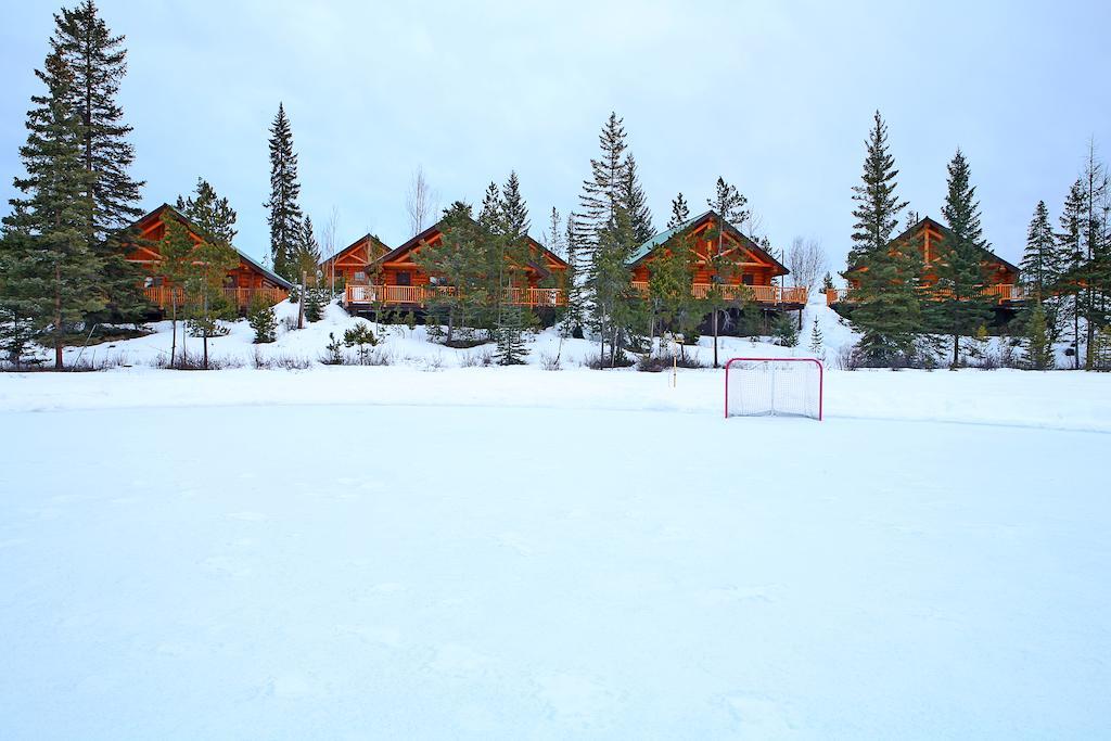 Lac Le Jeune Wilderness Resort Kamloops Bagian luar foto